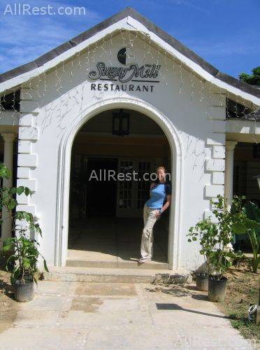 Half Moon Resort 29